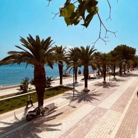 Eleana's * Σαράντα