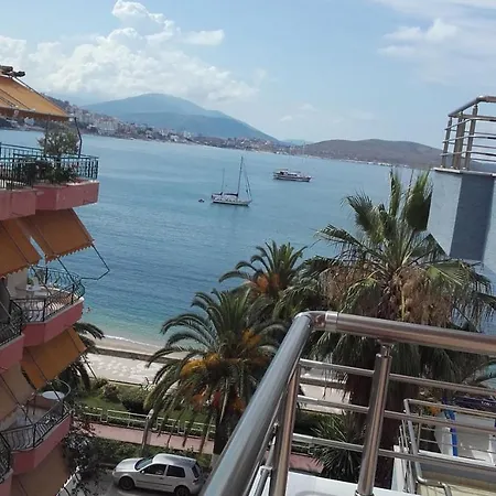 Πανσιόν Eleana's *